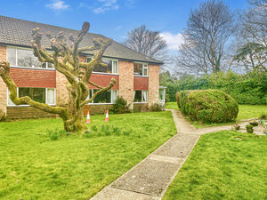 FRONT ASPECT- click for photo gallery